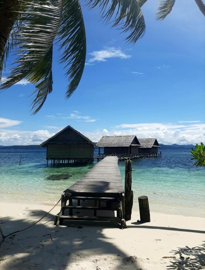Frances Homestay - Raja Ampat Pulau Mansuar Bagian luar foto