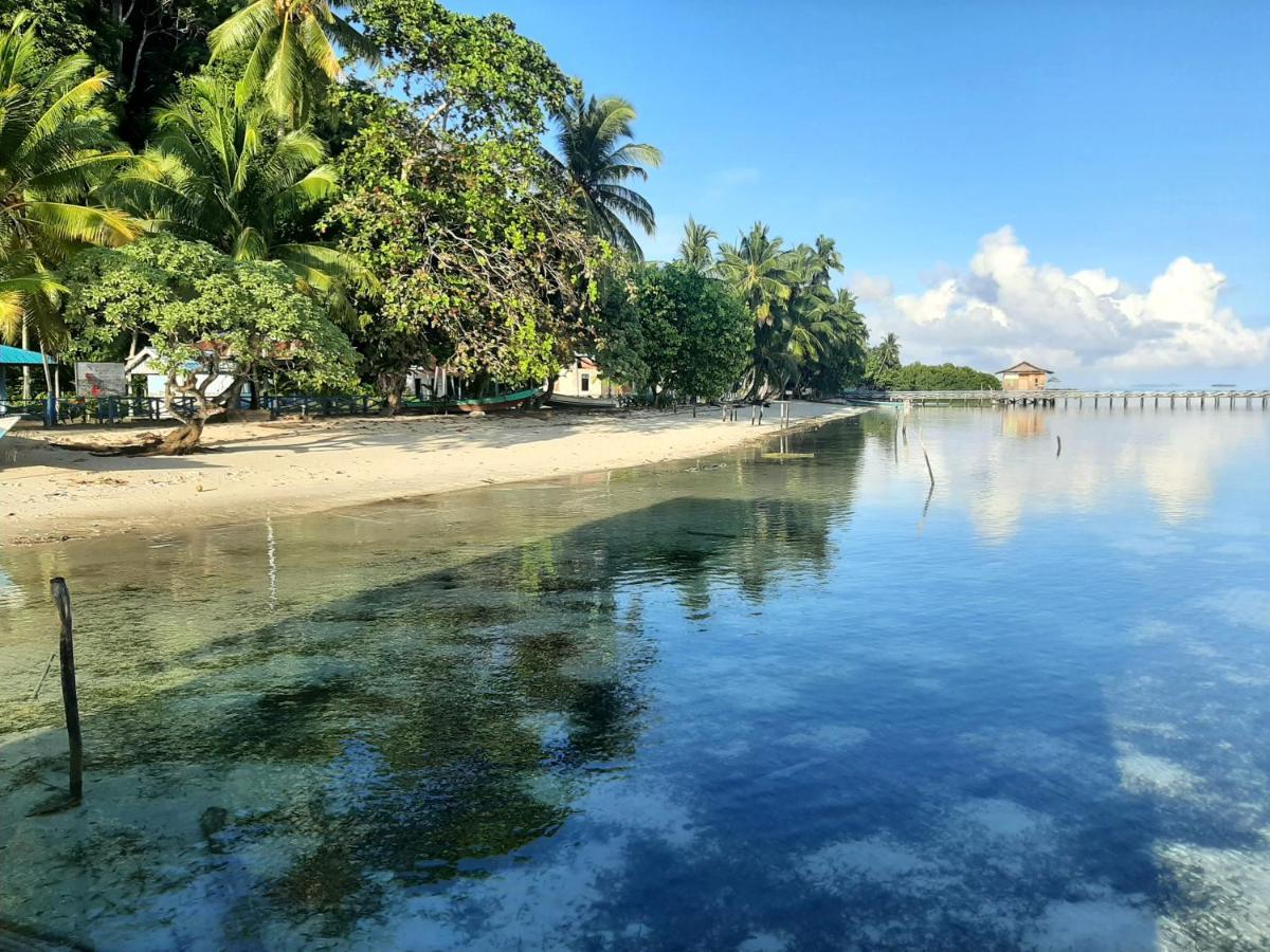 Frances Homestay - Raja Ampat Pulau Mansuar Bagian luar foto